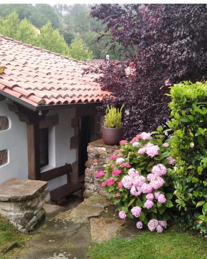 Hdec Hosteria De Castaneda Alojamiento Turistico Puente Viesgo Exteriér fotografie